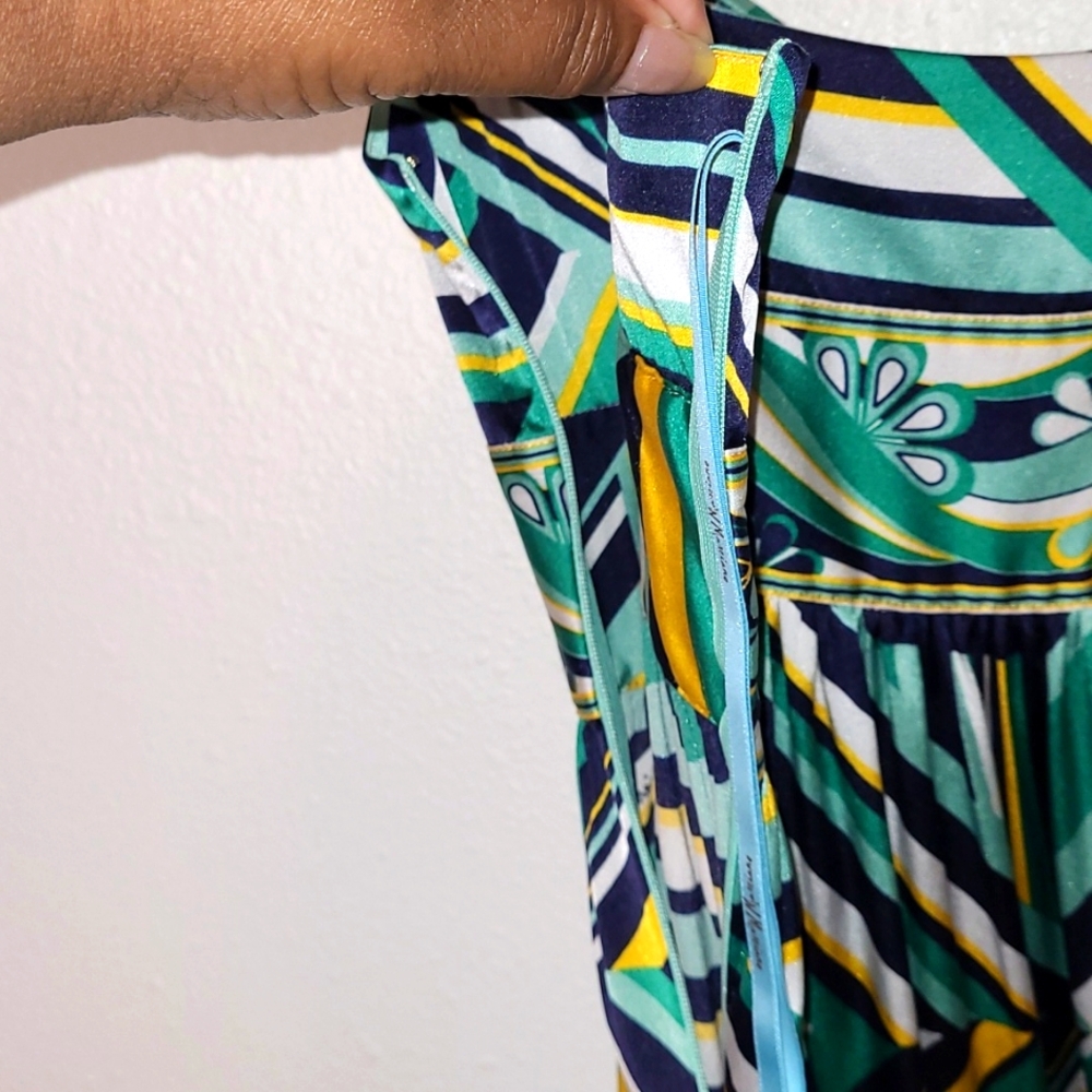 Marciaro Dress by GUESS 95% Silk Adjustable Straps Mid-Mini Dress Size XS EUC - Picture 13 of 15